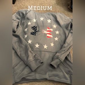 Youth Medium Under Armour Hoodie